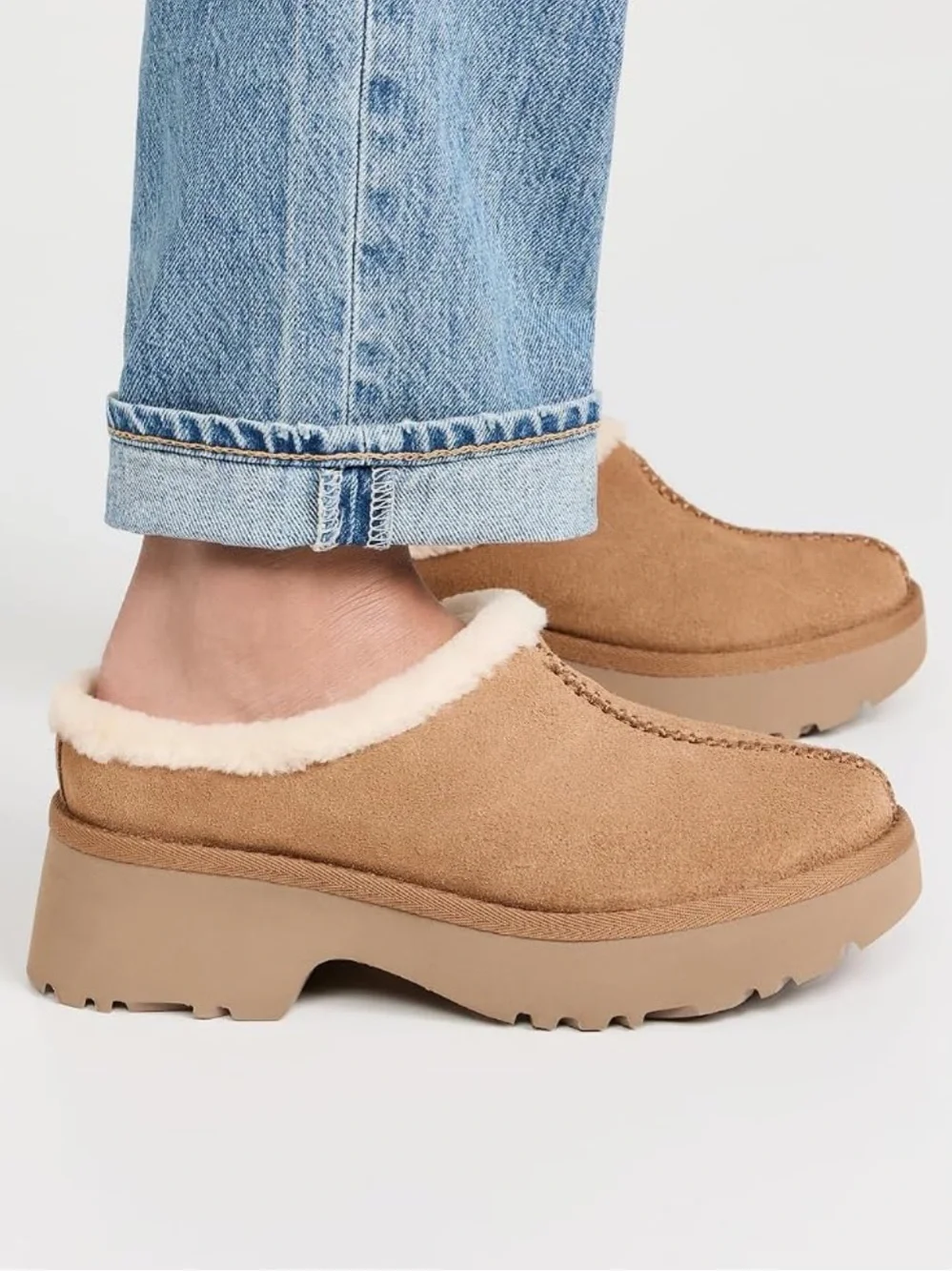 UGG Women's New Heights Cozy Platform Clogs Chestnut Suede Size 8(39) worn once - Picture 2 of 10